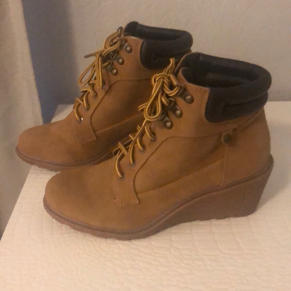 Ankle boots